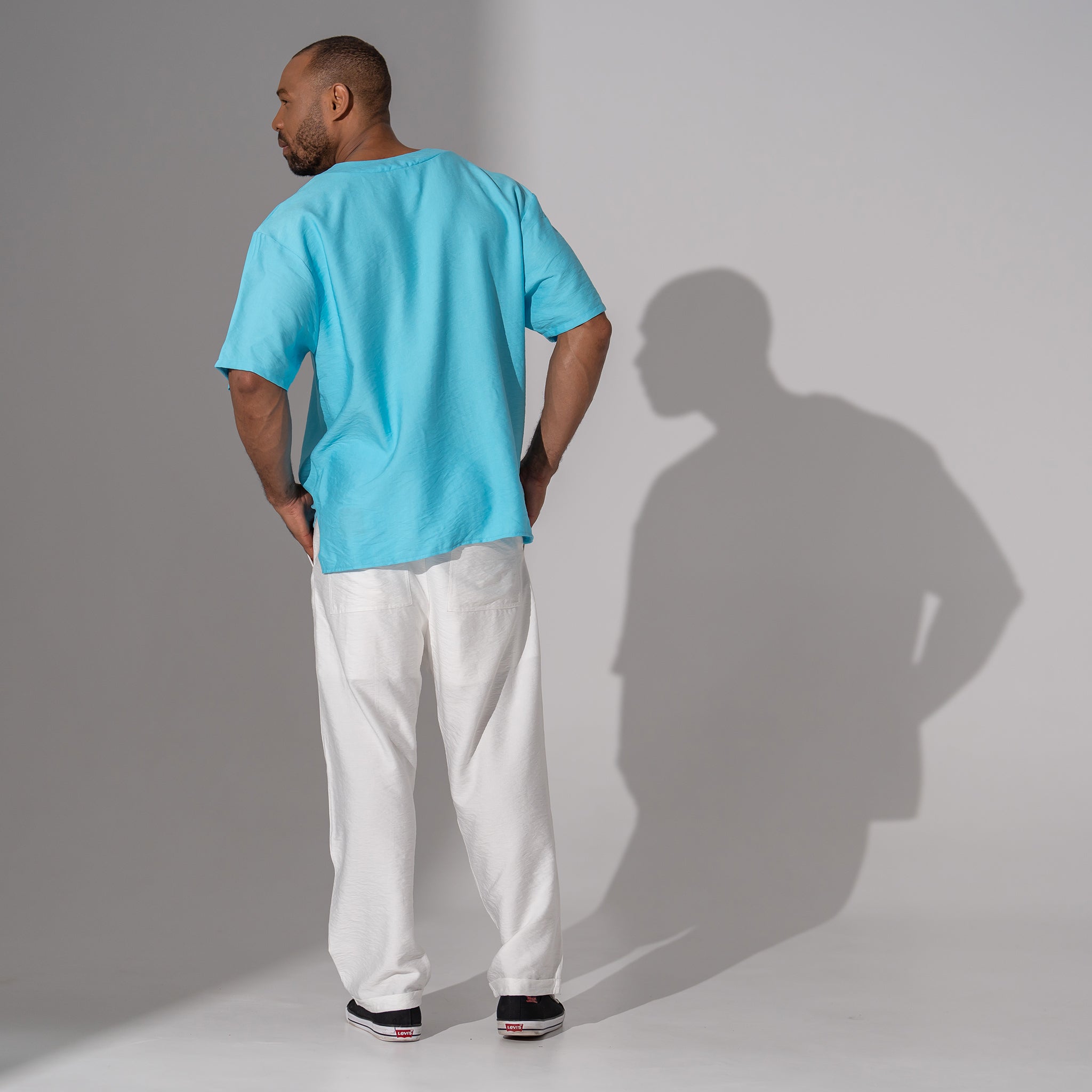Bluza long line decoltata cu anchior si maneca pana la cot din in bleu