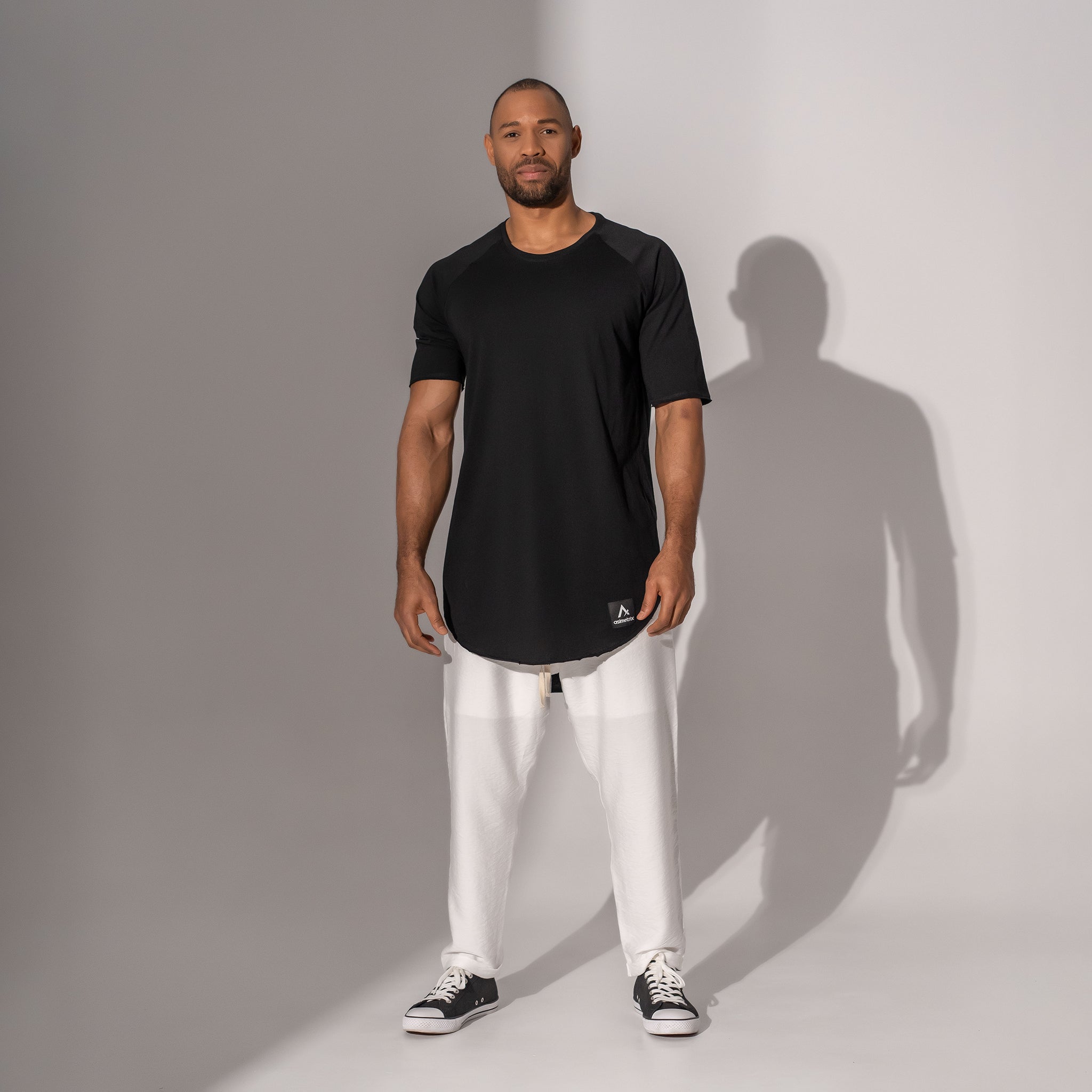 Asimetrix: Tricou long line cu maneca pana la cot din bumbac negru