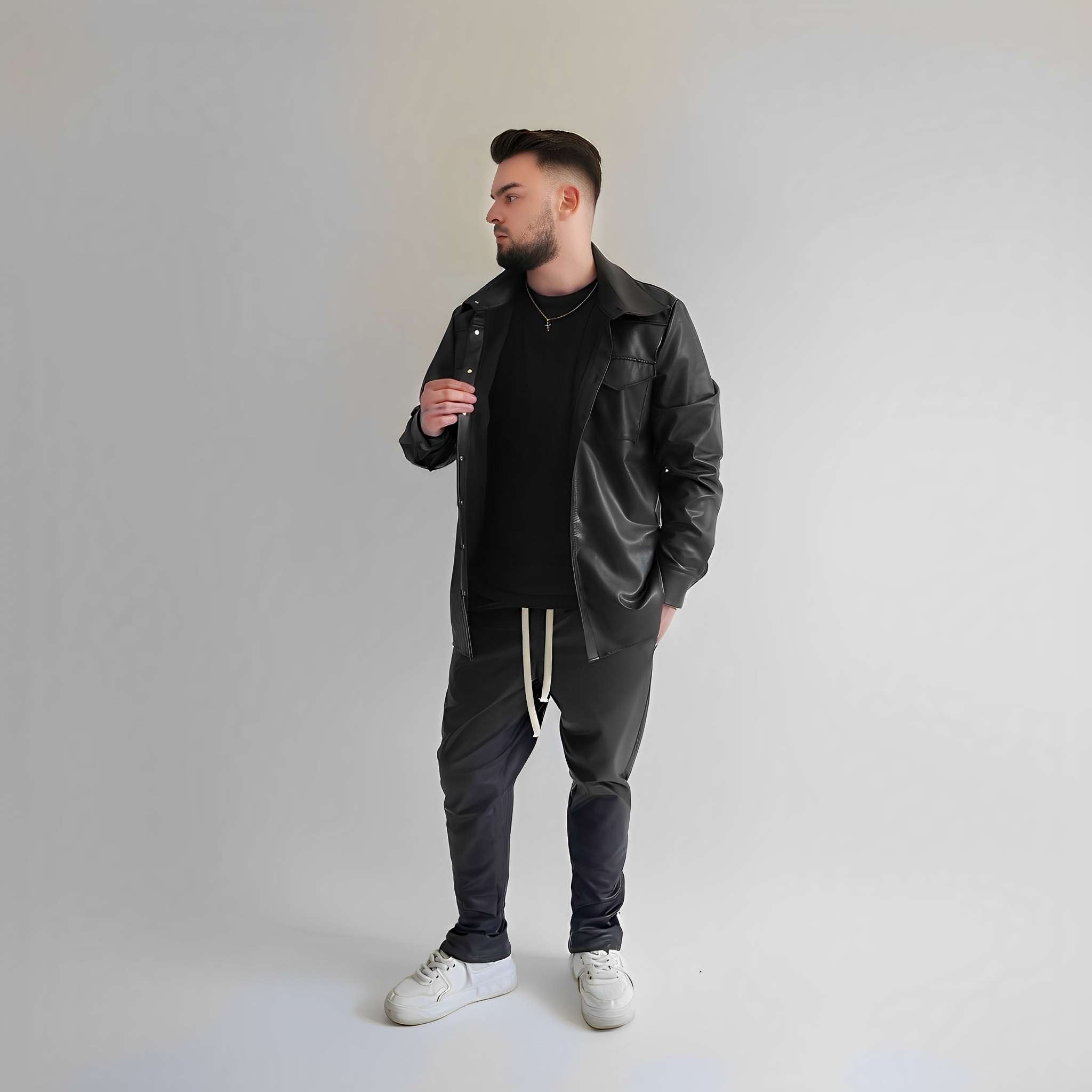 Pantaloni din piele ecologică cu tur lăsat