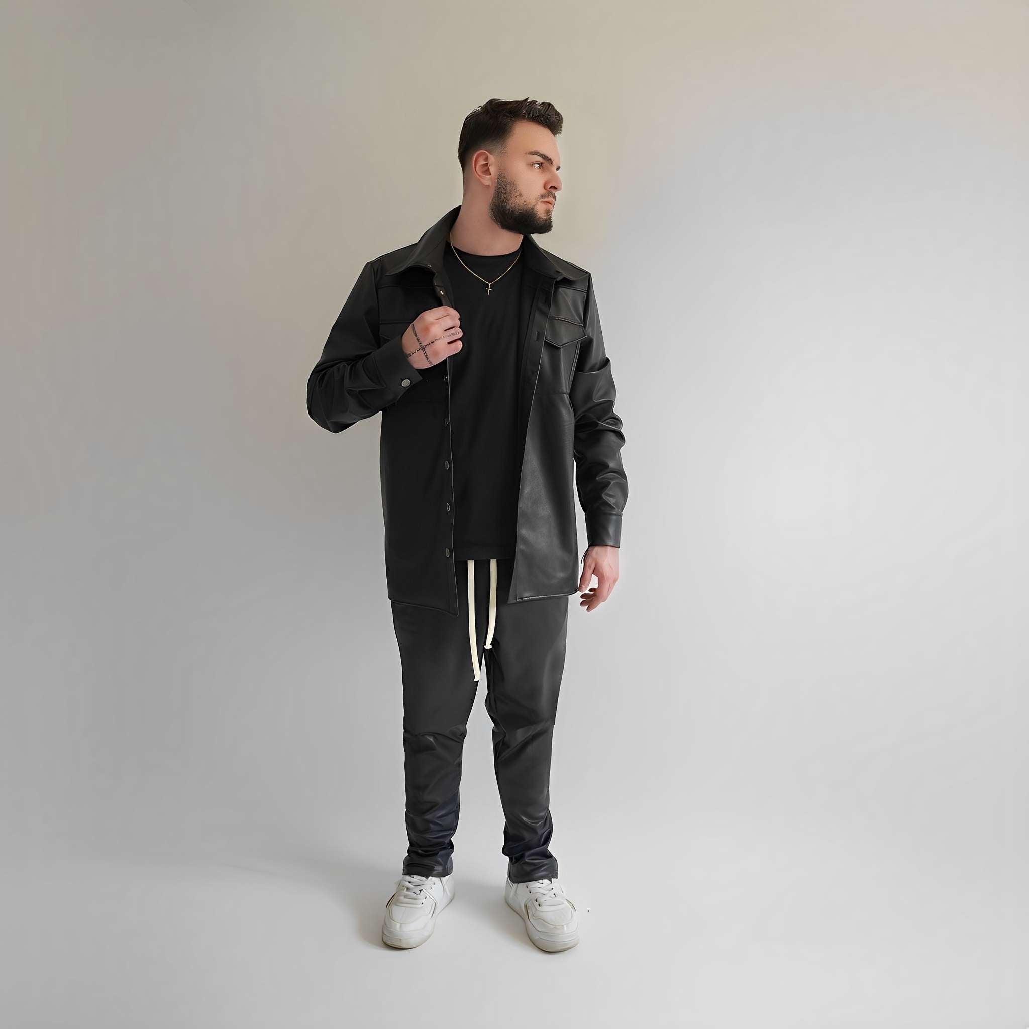 Jachetă Oversized cu buzunare din piele ecologică