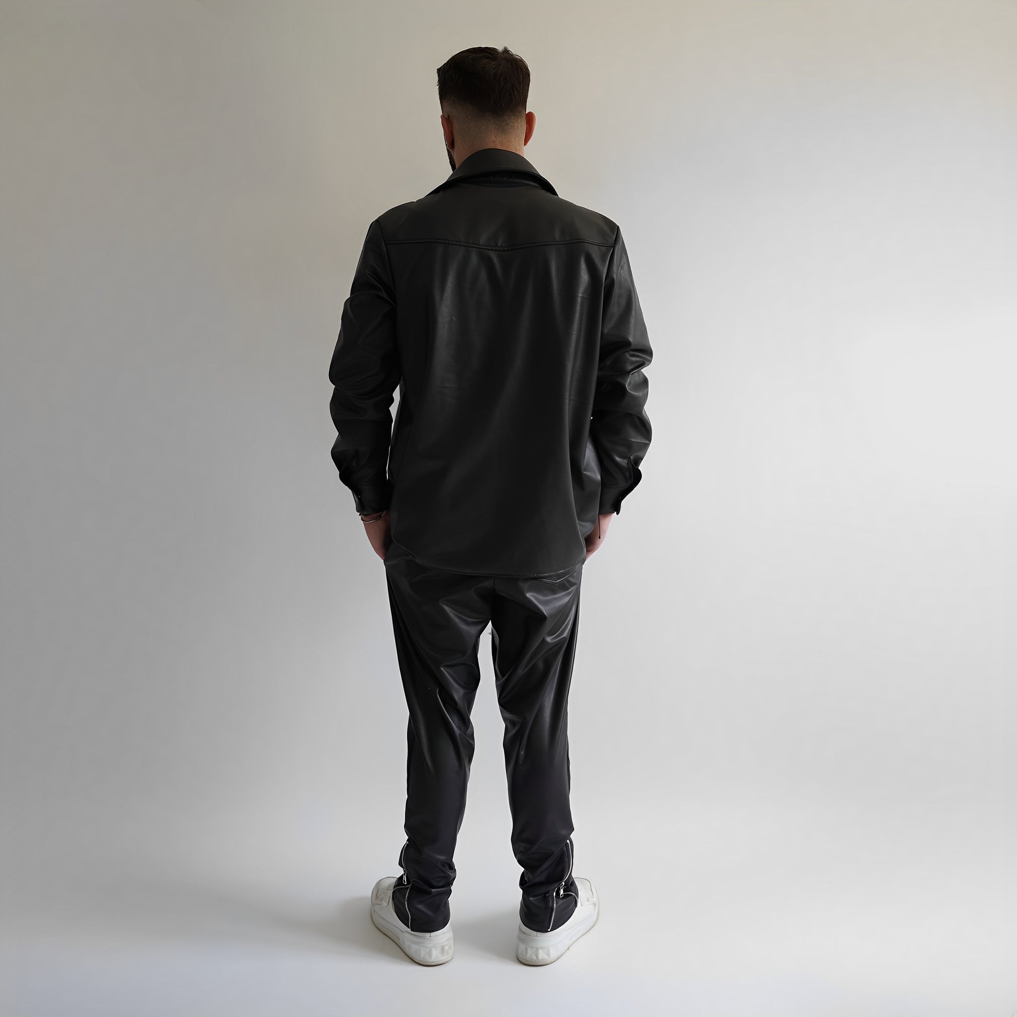 Pantaloni din piele ecologică cu tur lăsat