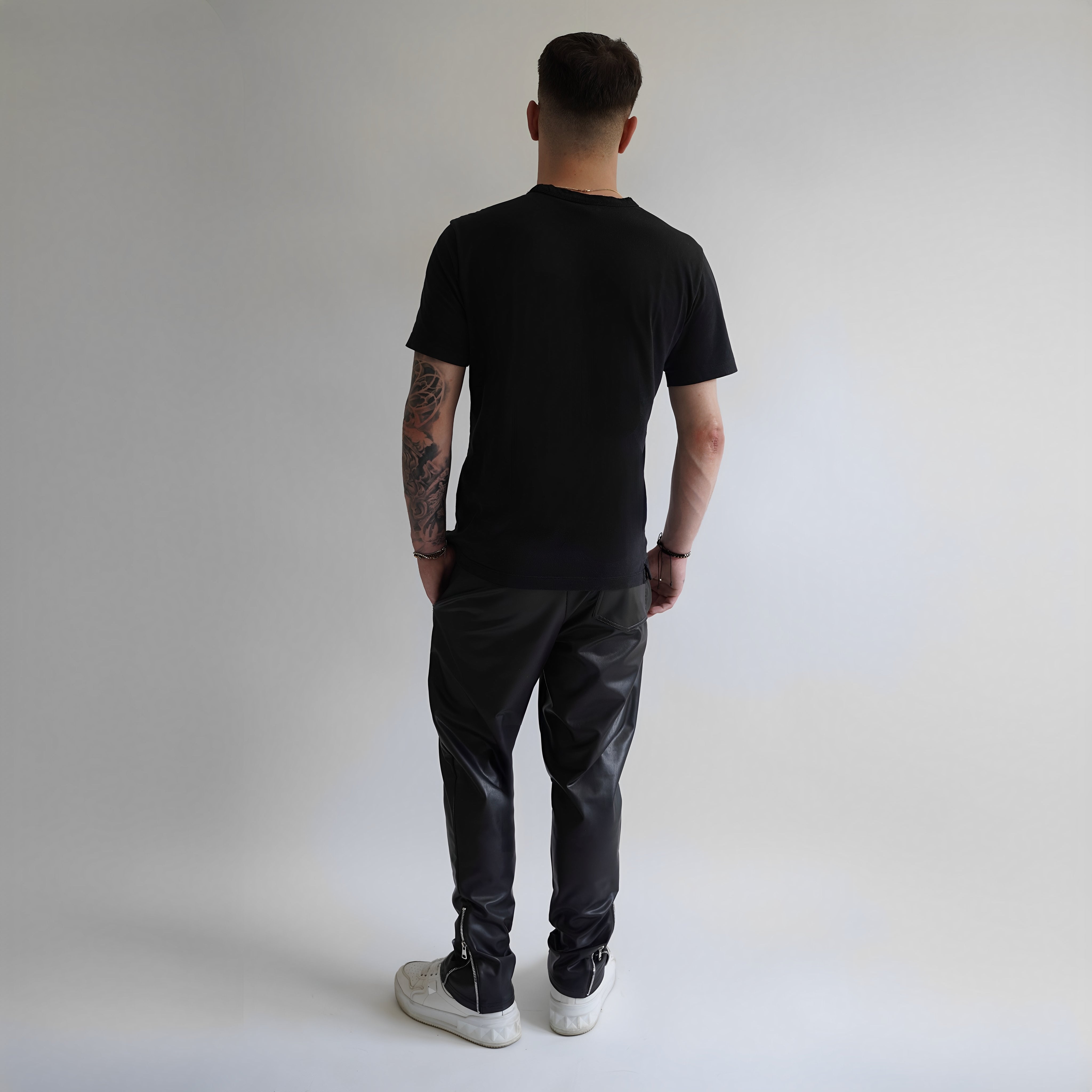 Pantaloni din piele ecologică cu tur lăsat