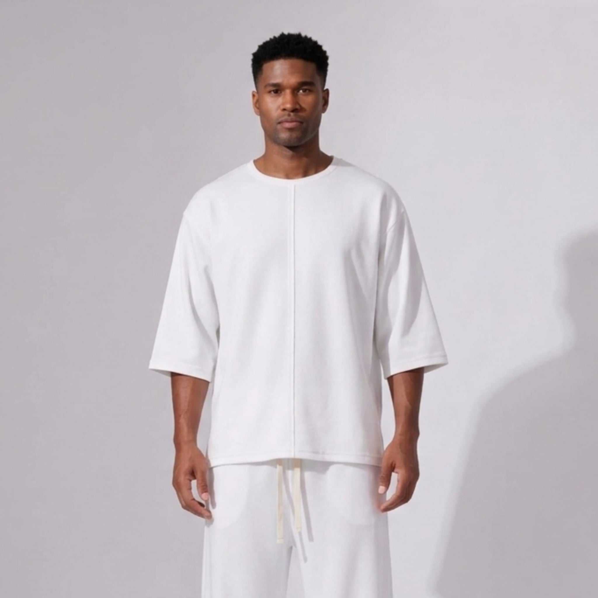 Tricou Bărbați Oversized Long Line Alb, Mâneci 3/4, Tivuri Raw