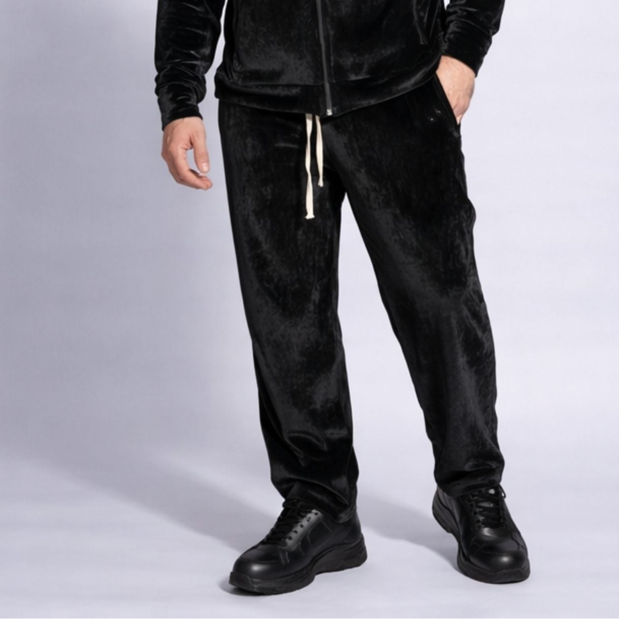 Pantaloni bărbătești drepți din catifea neagră cu fermoare laterale – Stil modern premium