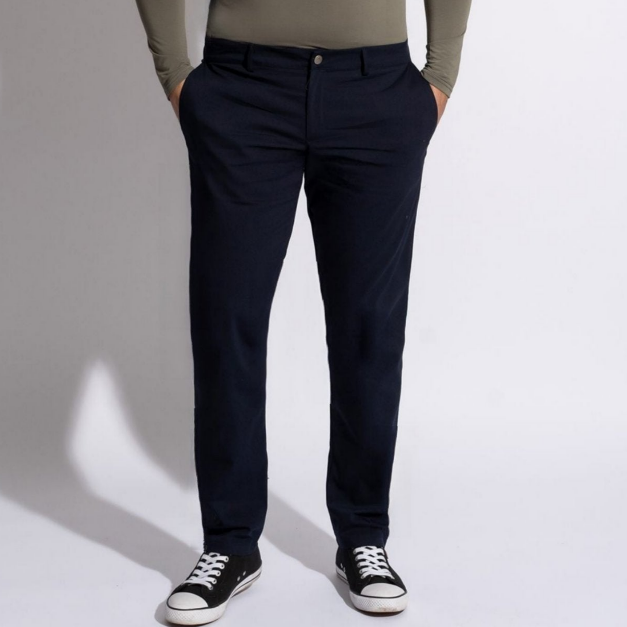 pantaloni barbatesti bleumarin conici