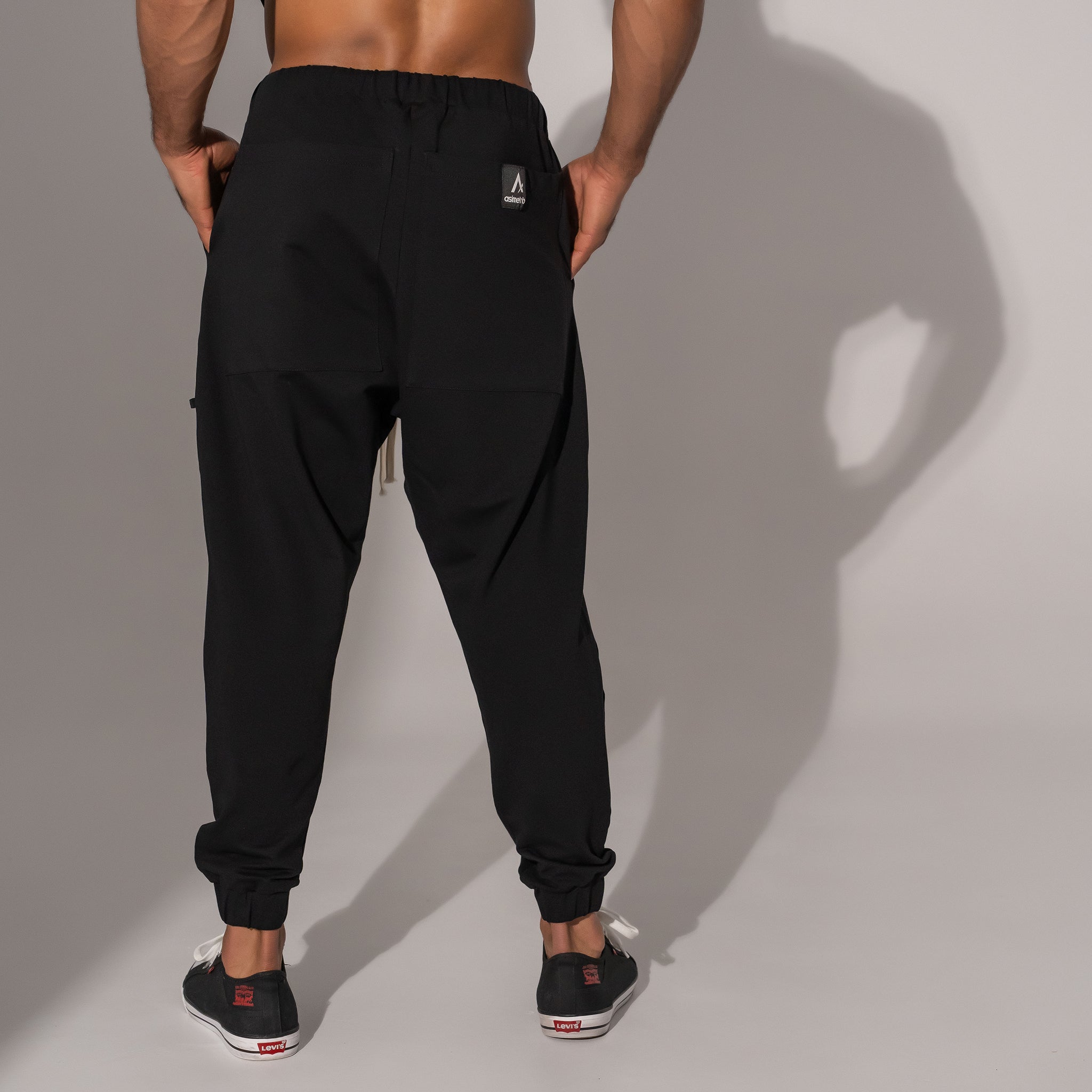 pantaloni de trening barbatesti conici cu tur lasat