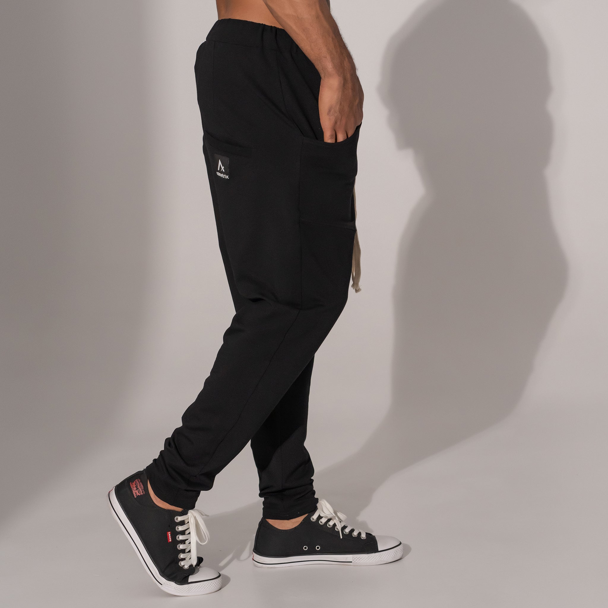 pantaloni de trening barbatesti conici cu tur lasat