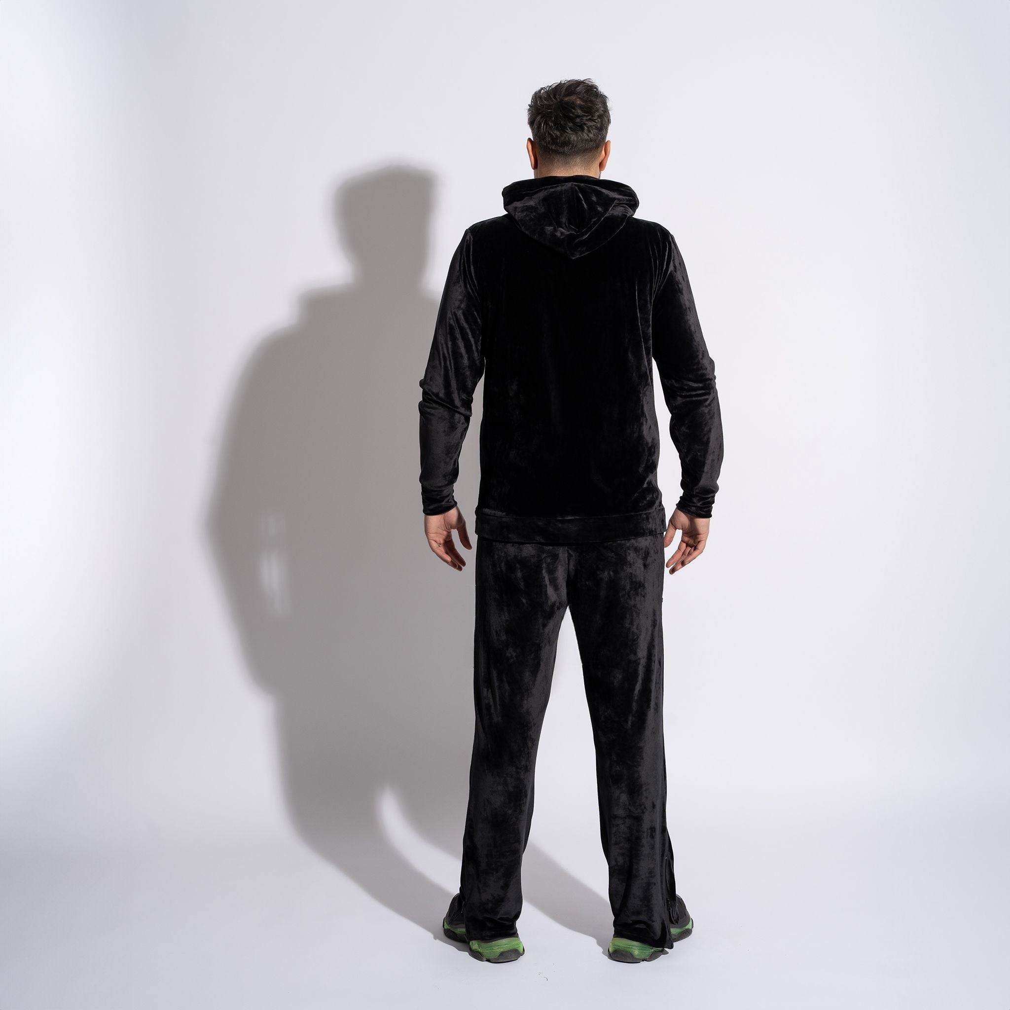 Pantaloni bărbătești drepți din catifea neagră cu fermoare laterale, stil modern premium