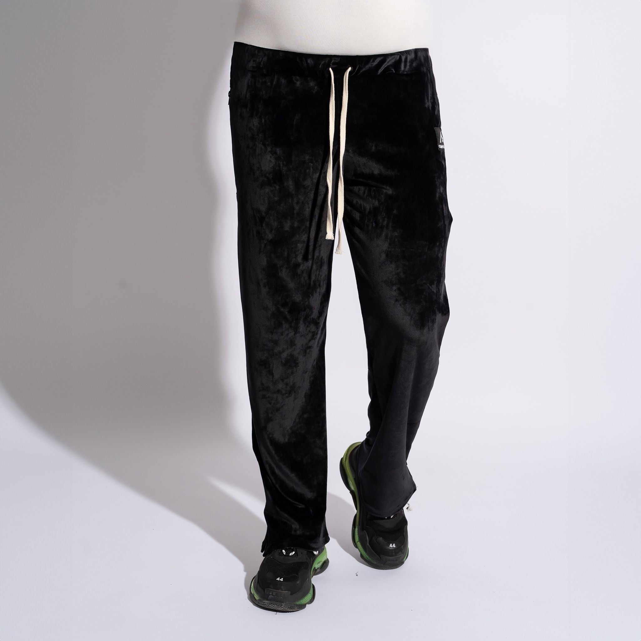 Pantaloni bărbătești drepți din catifea neagră cu fermoare laterale, stil modern premium