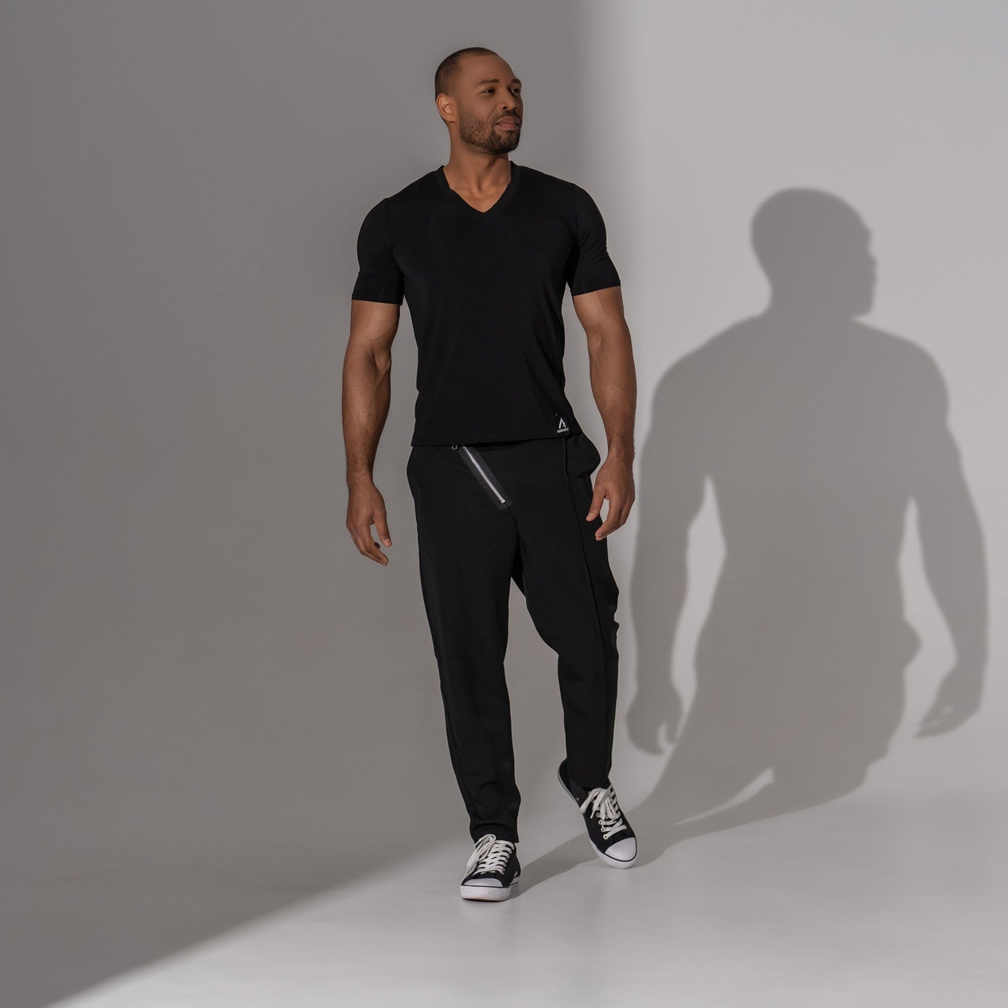 pantaloni eleganti barbatesti cu fermoar oblic si cusatura decorativa