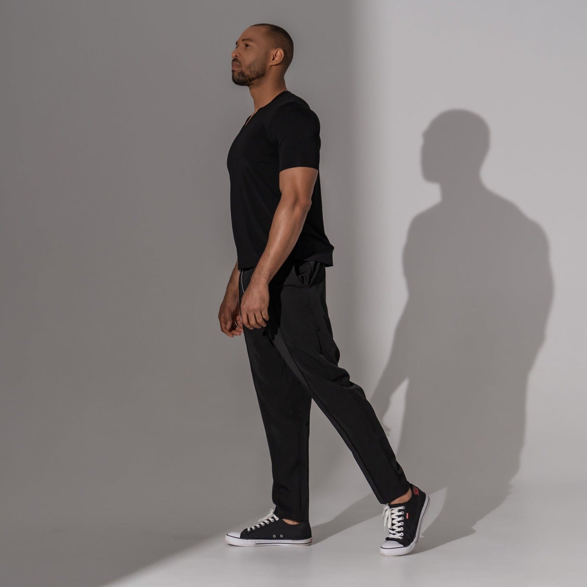 pantaloni eleganti barbatesti cu fermoar oblic si cusatura decorativa