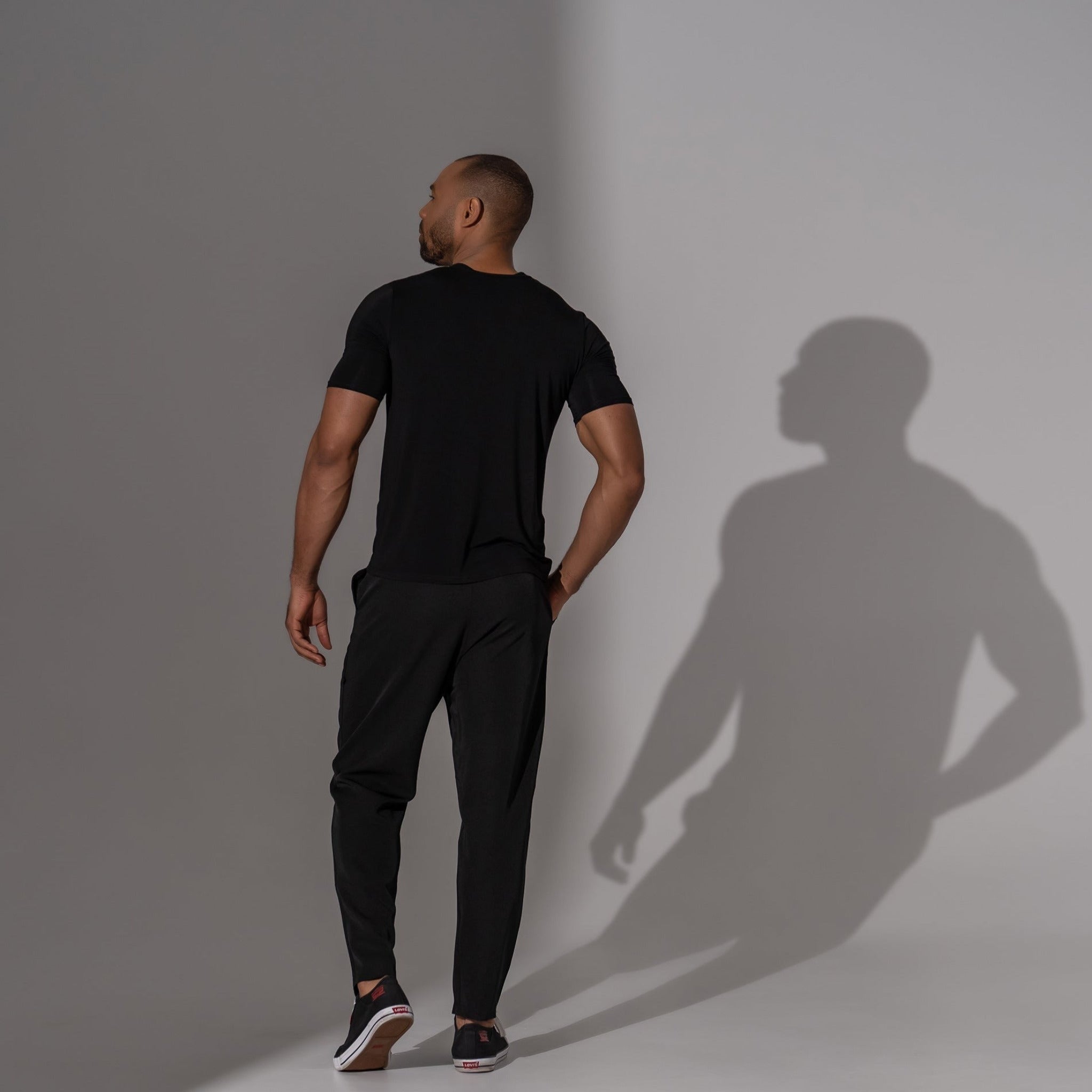 pantaloni eleganti barbatesti cu fermoar oblic si cusatura decorativa