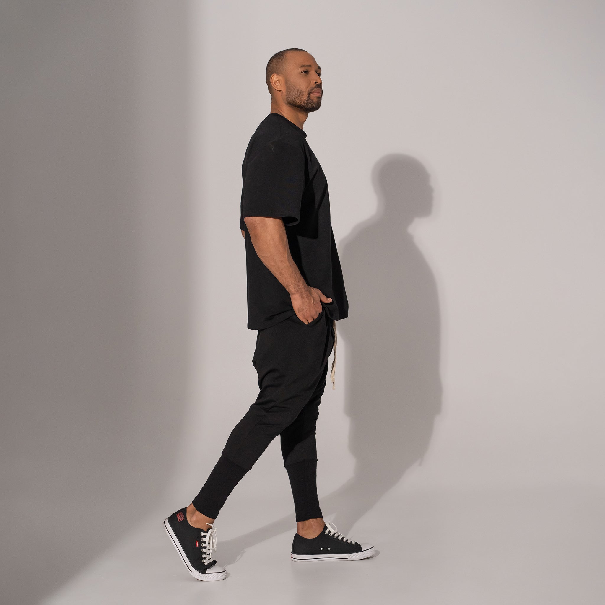 Pantaloni bărbătești negru – Asimetrix