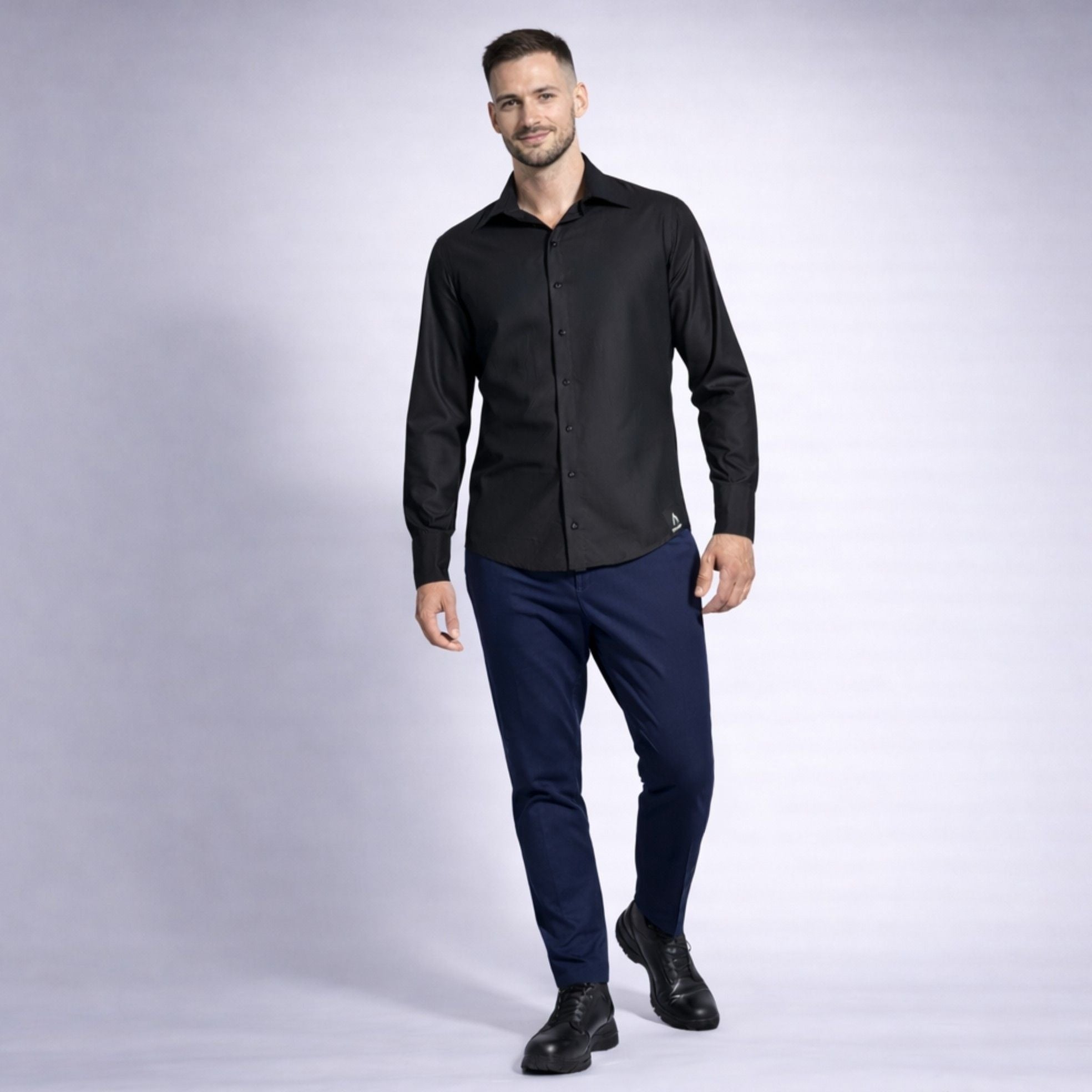 Pantaloni bărbătești bleumarin conici – Stil modern și croială slim