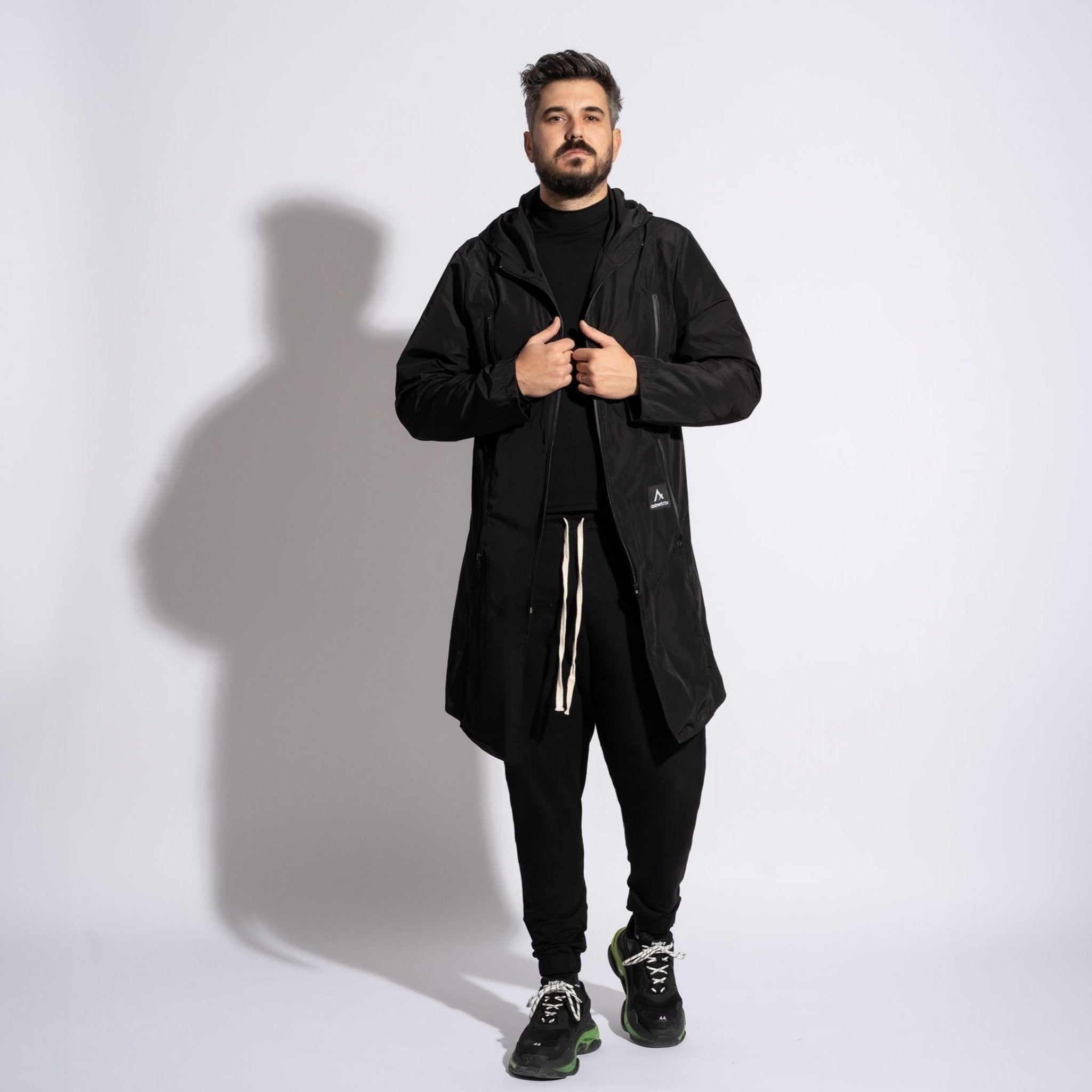 parka barbateasca neagra din fas impermeabil cu fermoare impermeabile