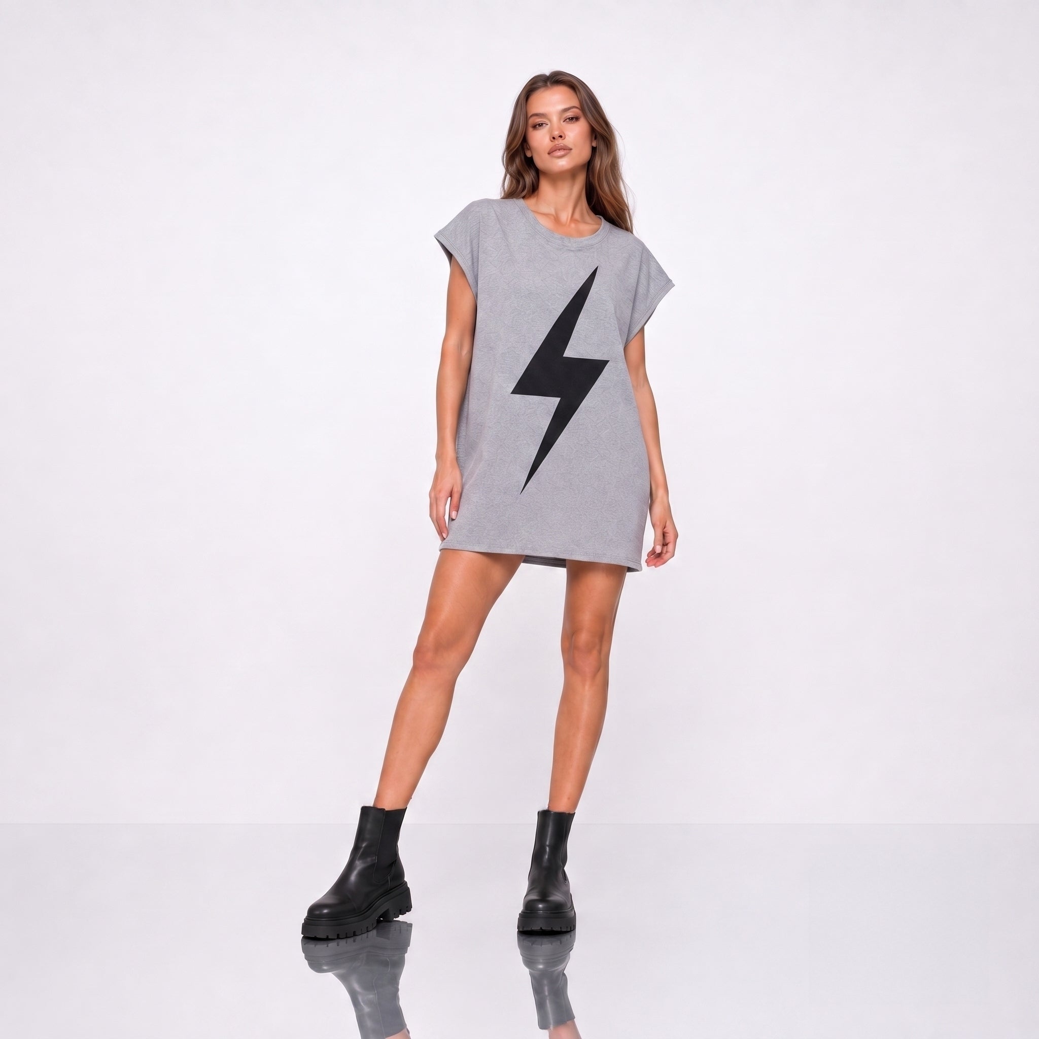 Tricou gri Unisex Oversized din Bumbac 100%, Design Fulger Decupat la Laser