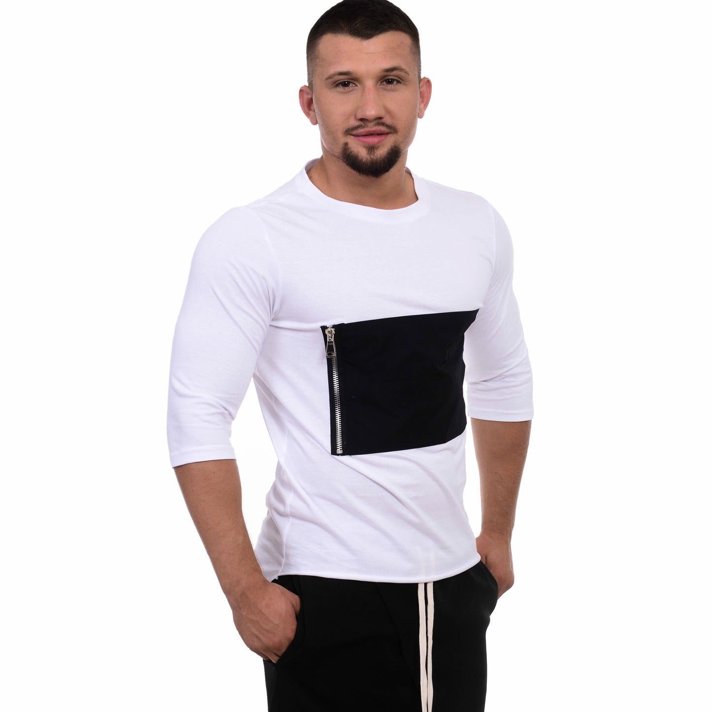 Tricou alb cu maneca pana la cot si buzunar negru cu fermoar vagabond reflectss asimetrix