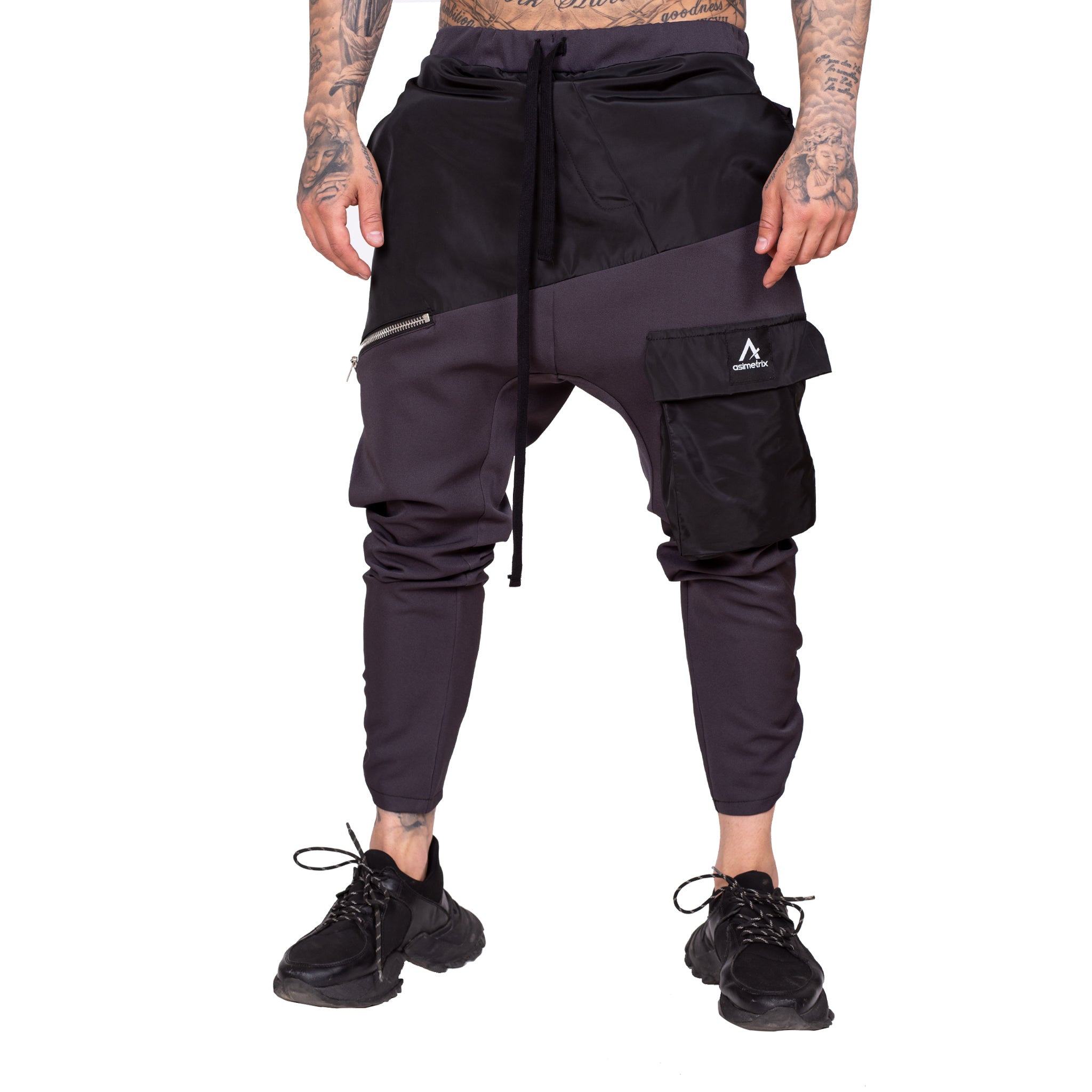 Pantaloni conici cu buzunare aplicate PG16