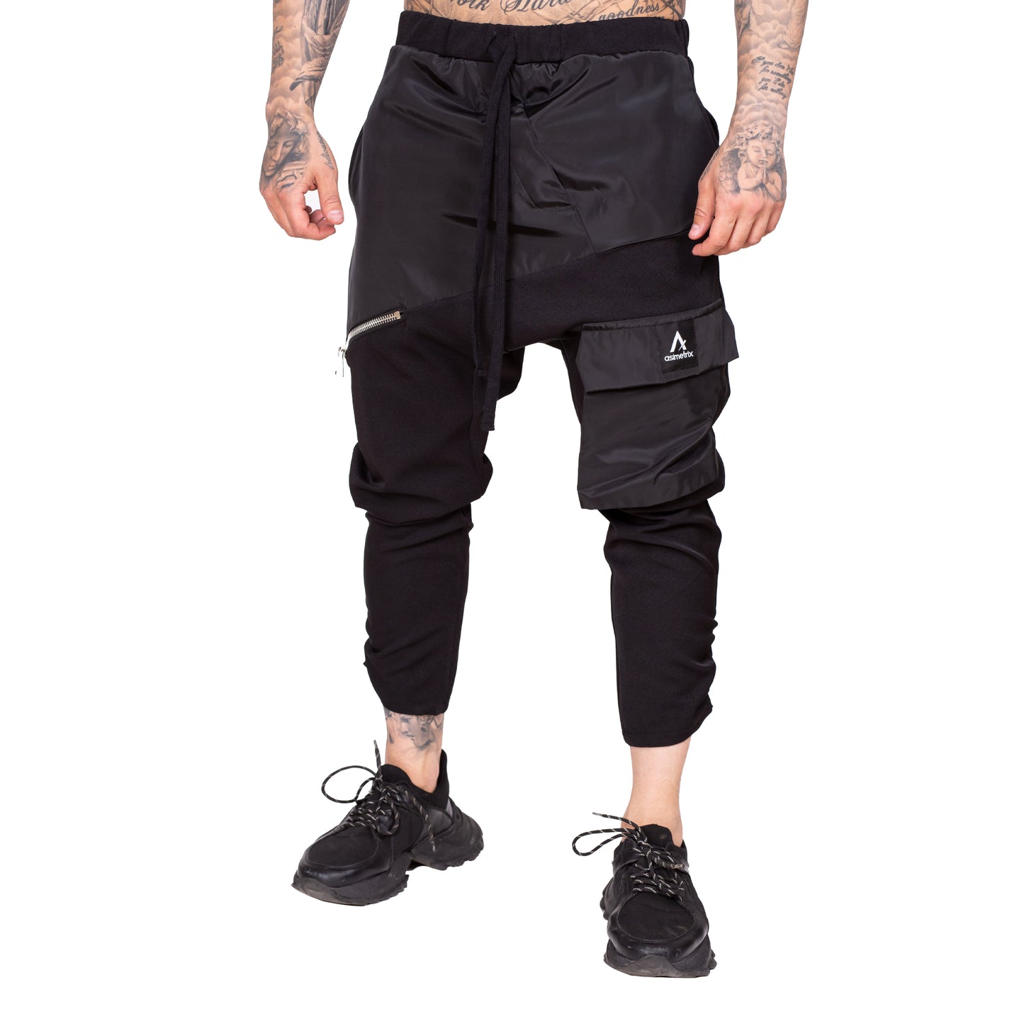 Pantaloni conici cu buzunare aplicate PN16