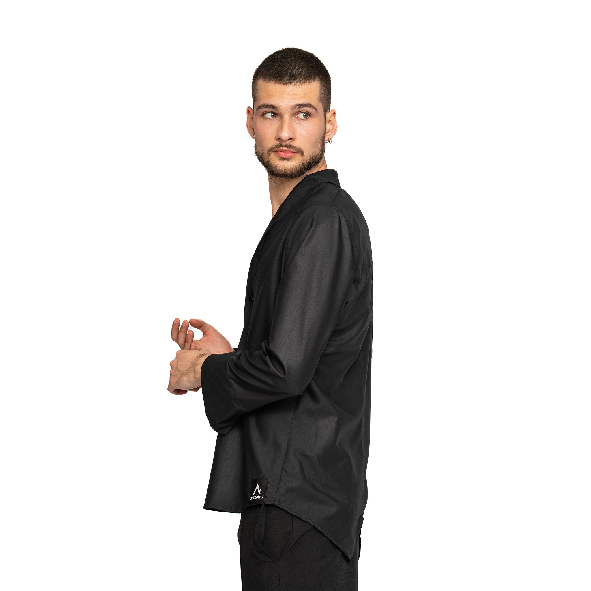 vagabond reflectss camasa neagra cu revere si manseta deschisa