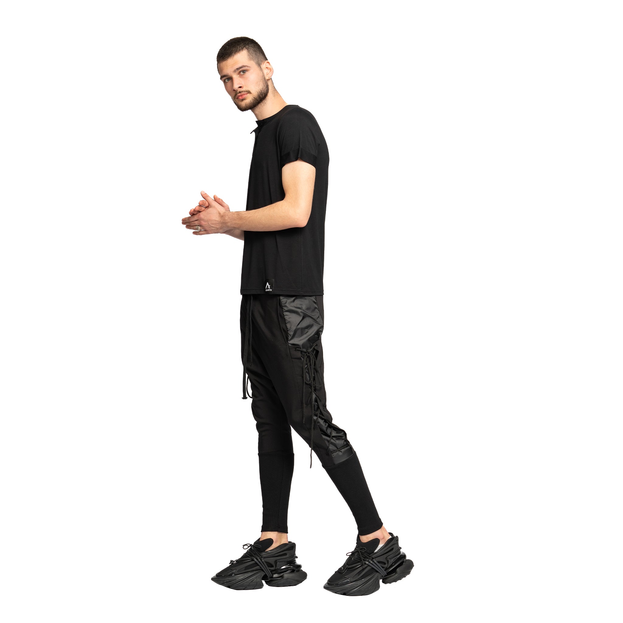 vagabond reflectss tricou negru barbatesc cu nasturi pe decolteu