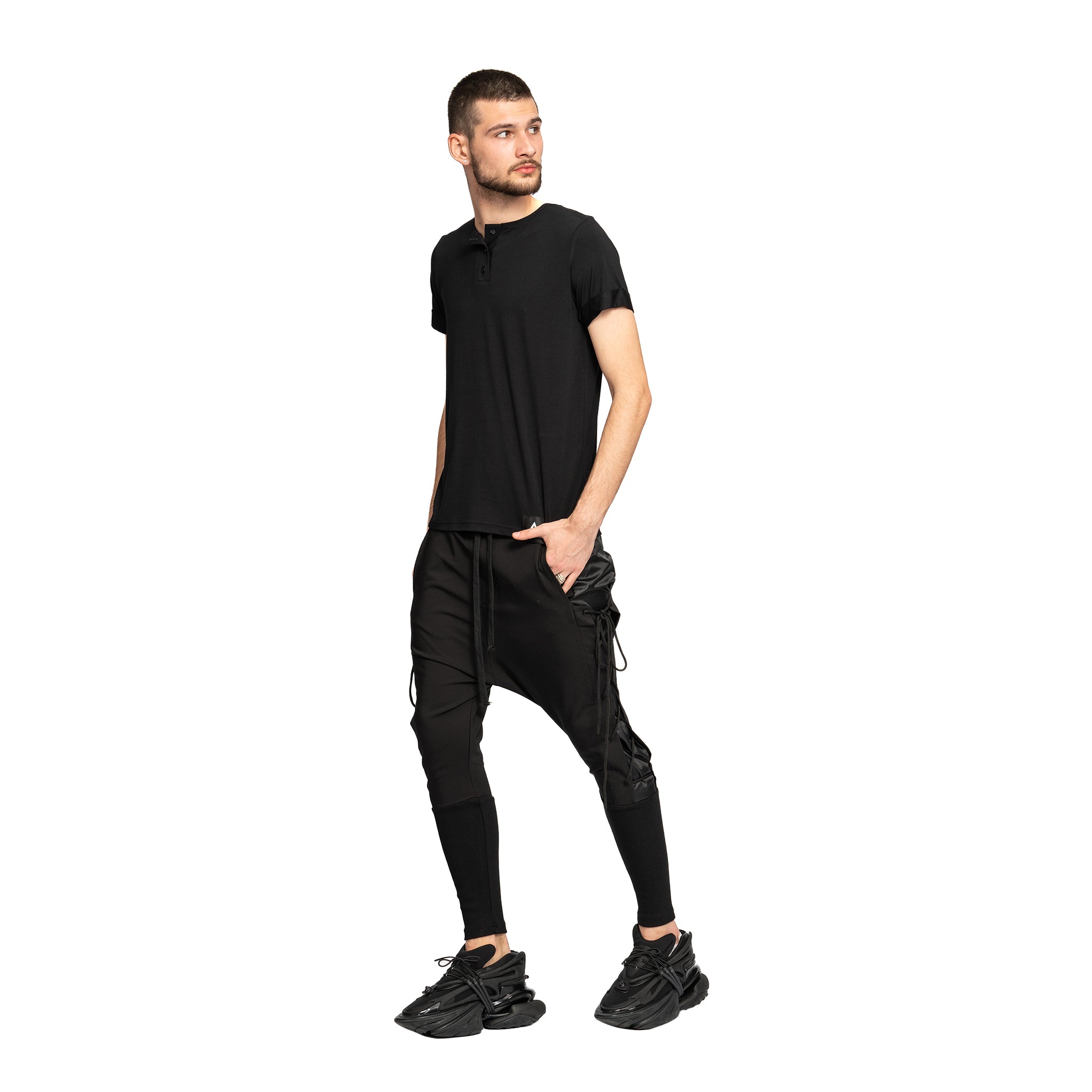 vagabond reflectss tricou negru barbatesc cu nasturi pe decolteu