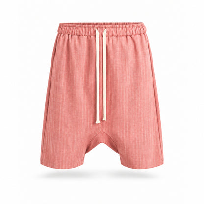 PRECOMANDA CU TERMEN DE LIVRARE 10 ZILE! Compleu bărbați roz cu dungi fine – bluza cu decolteu și pantaloni scurți lejeri de vară