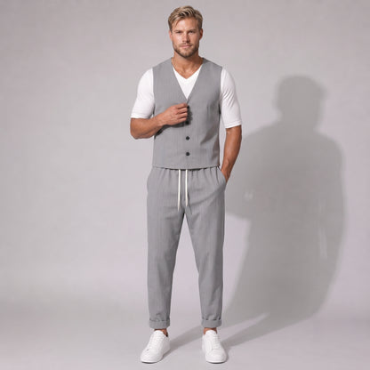 Costum bărbătesc relaxat gri cu dungi – vestă și pantaloni cu tur lăsat