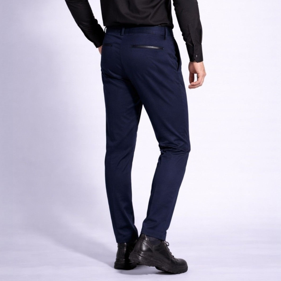 Pantaloni bărbătești bleumarin conici – Stil modern și croială slim