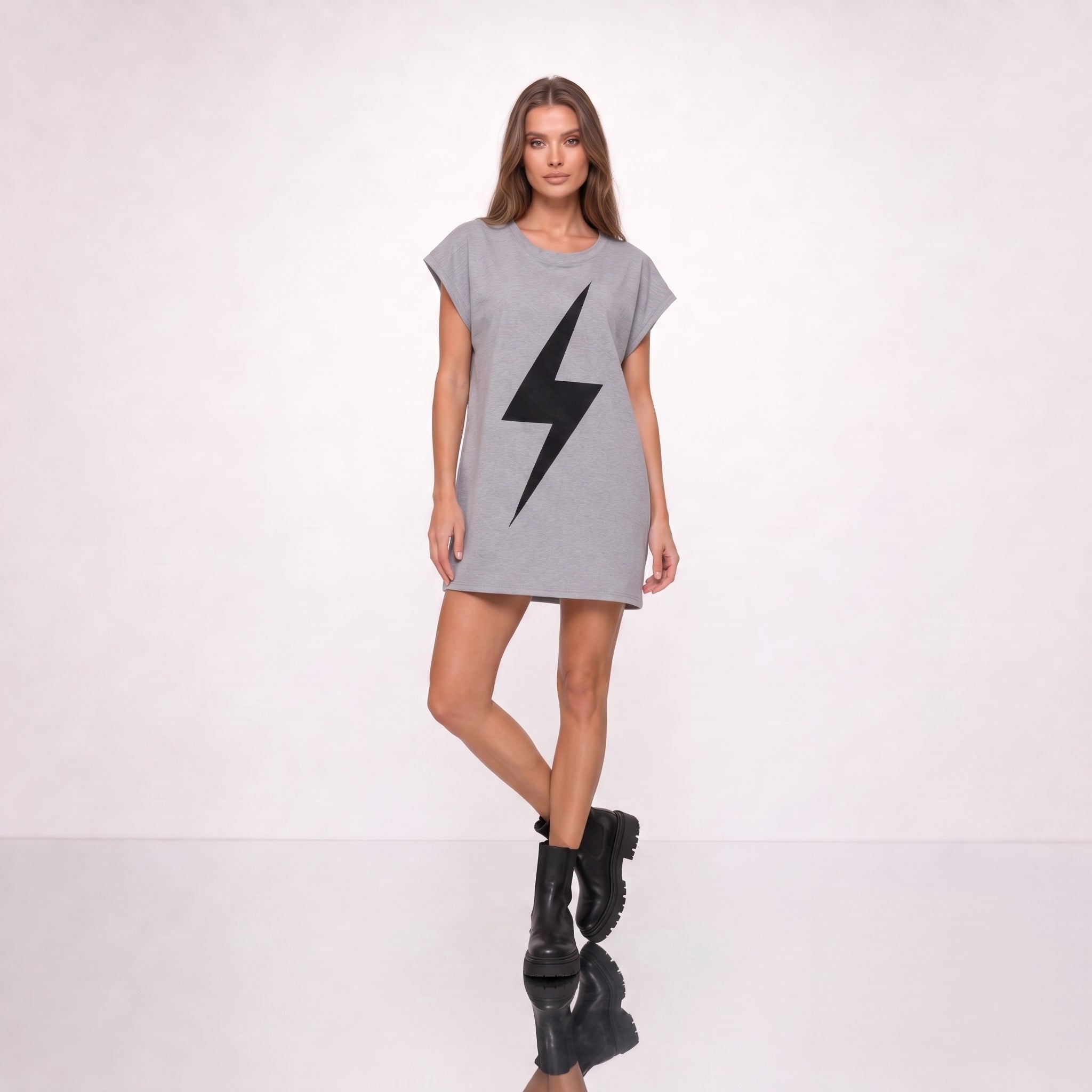 Tricou gri Unisex Oversized din Bumbac 100%, Design Fulger Decupat la Laser