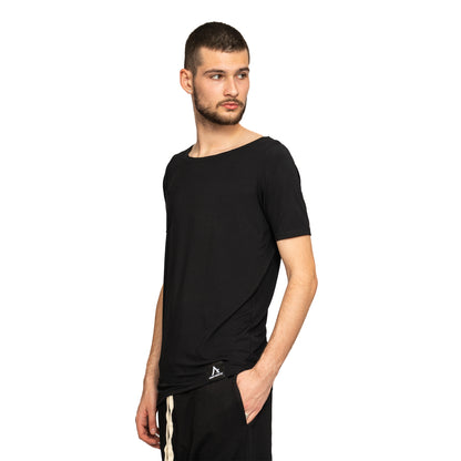 Tricou negru asimetric long line cu decolteu vagabond reflectss asimetrix